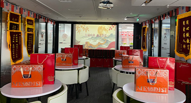 礼贺双节，月圆国泰