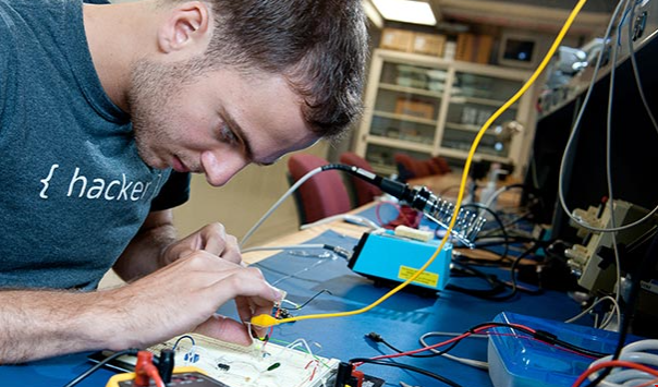 美国EE和ECE专业差别大吗 美国EE和ECE专业差别大吗