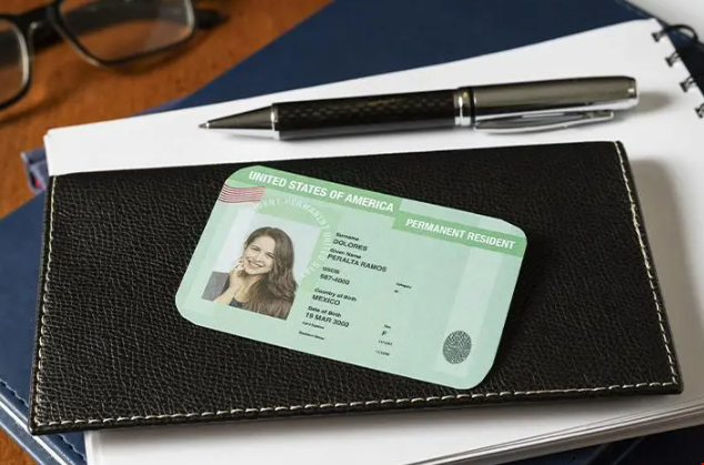 有绿卡申请美国大学算本地生吗 有绿卡申请美国大学算本地生吗