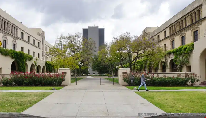 2026USNews美国排名下降最快的大学
