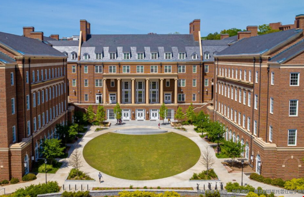 美国东北大学和佐治亚大学哪个好
