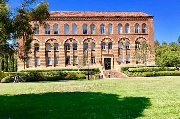 美国大学申请季是什么时候 美国大学申请季是什么时候