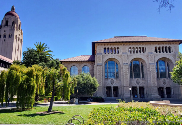 美国大学本科转专业容易吗 美国大学本科转专业容易吗