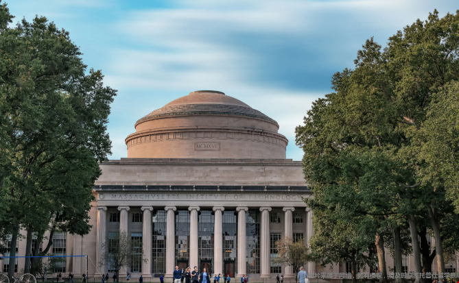 美国知名大学是公办还是私立