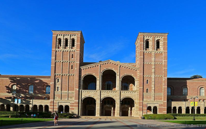 美国大学16.png